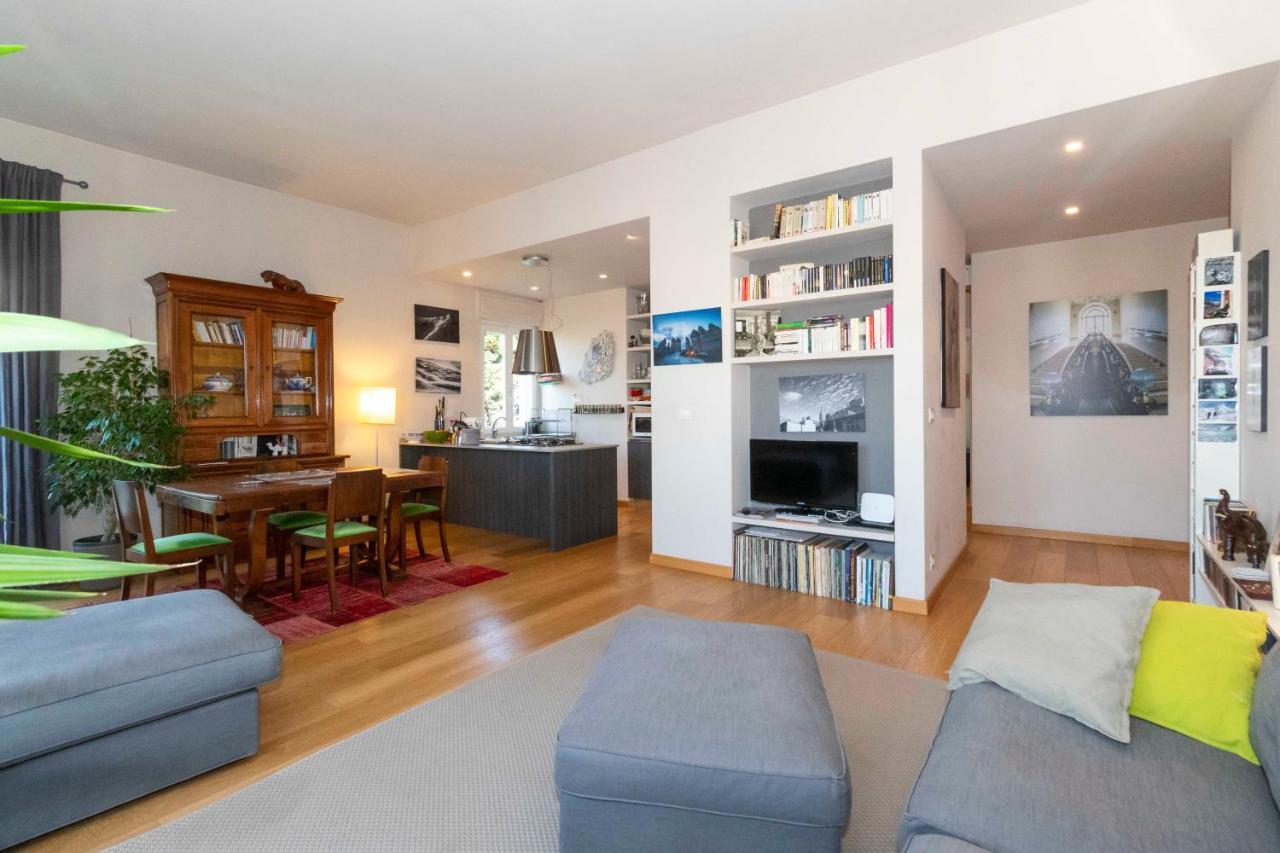 Charming Apartment With Parking! Turin Extérieur photo