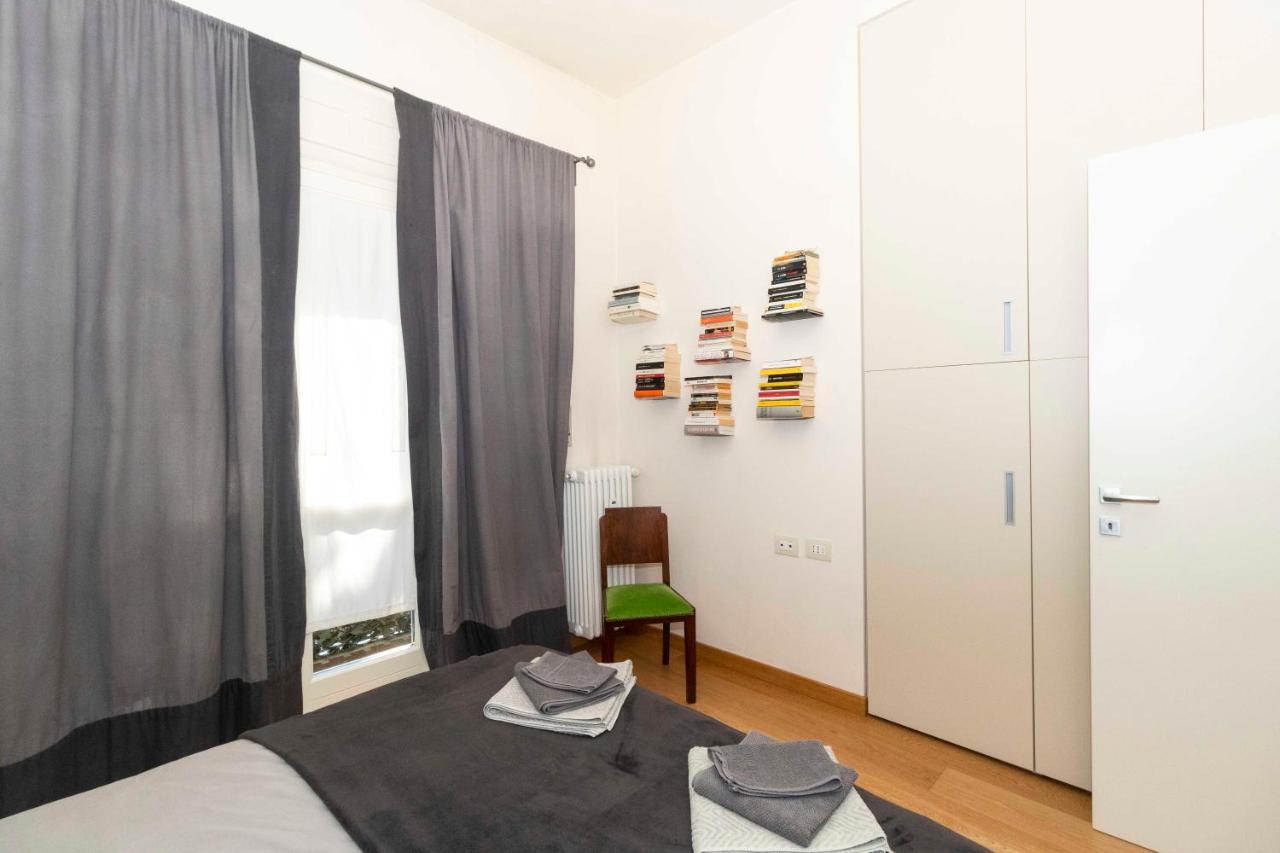 Charming Apartment With Parking! Turin Extérieur photo