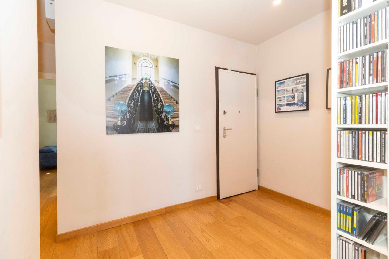 Charming Apartment With Parking! Turin Extérieur photo